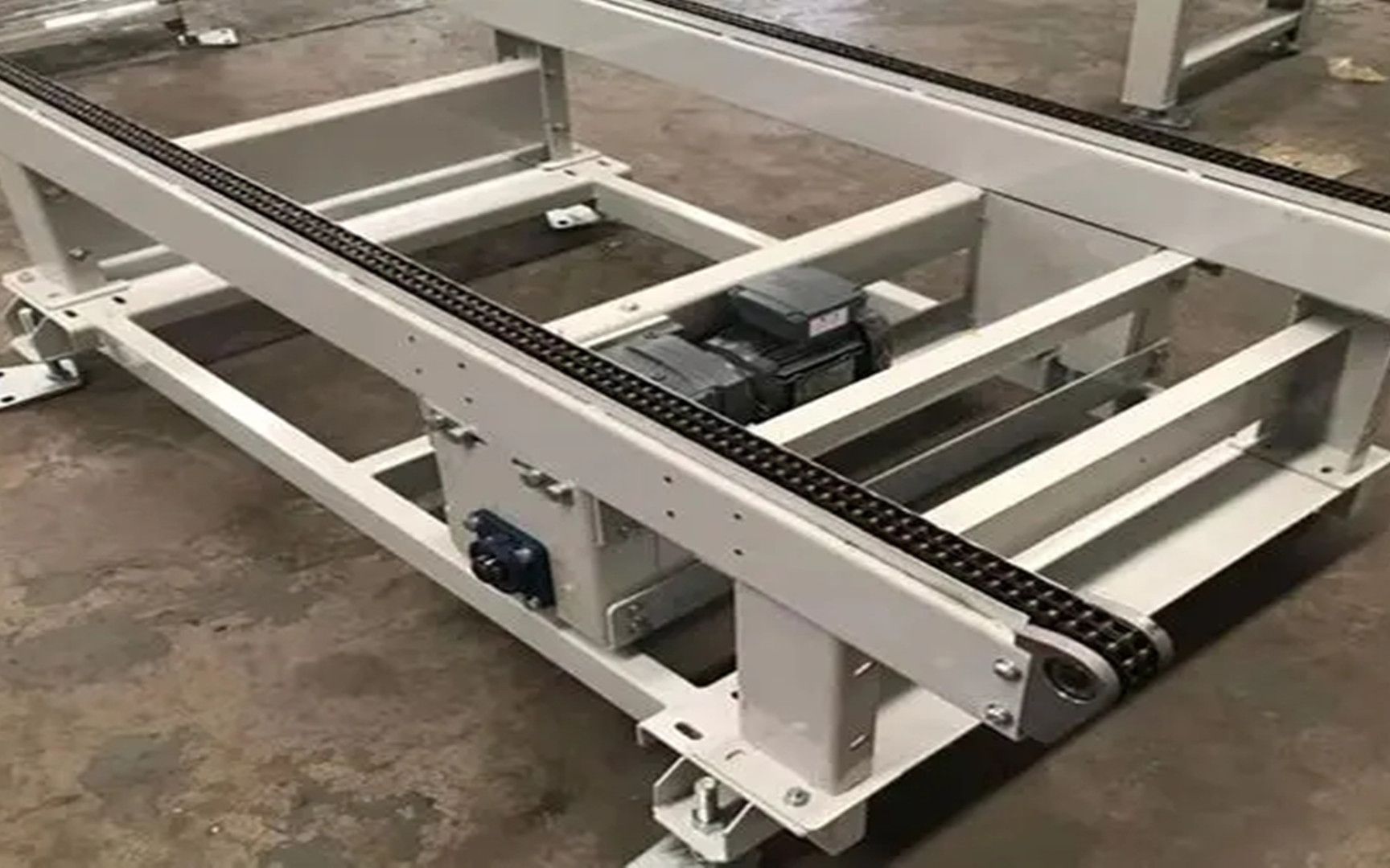 链条输送机的单排链及多排链的分析比较,一个实例分析!