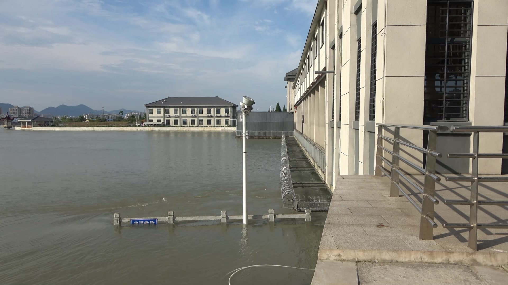 西坝口.巢湖闸水情_哔哩哔哩 (゜-゜)つロ 干杯~-bilibili