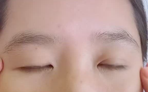 教你怎么正确修下垂眉,八字眉