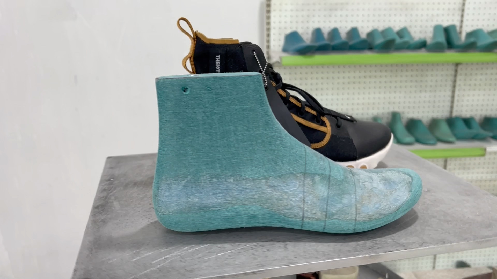 深圳市远杰鞋楦厂,运动鞋楦开大出炉