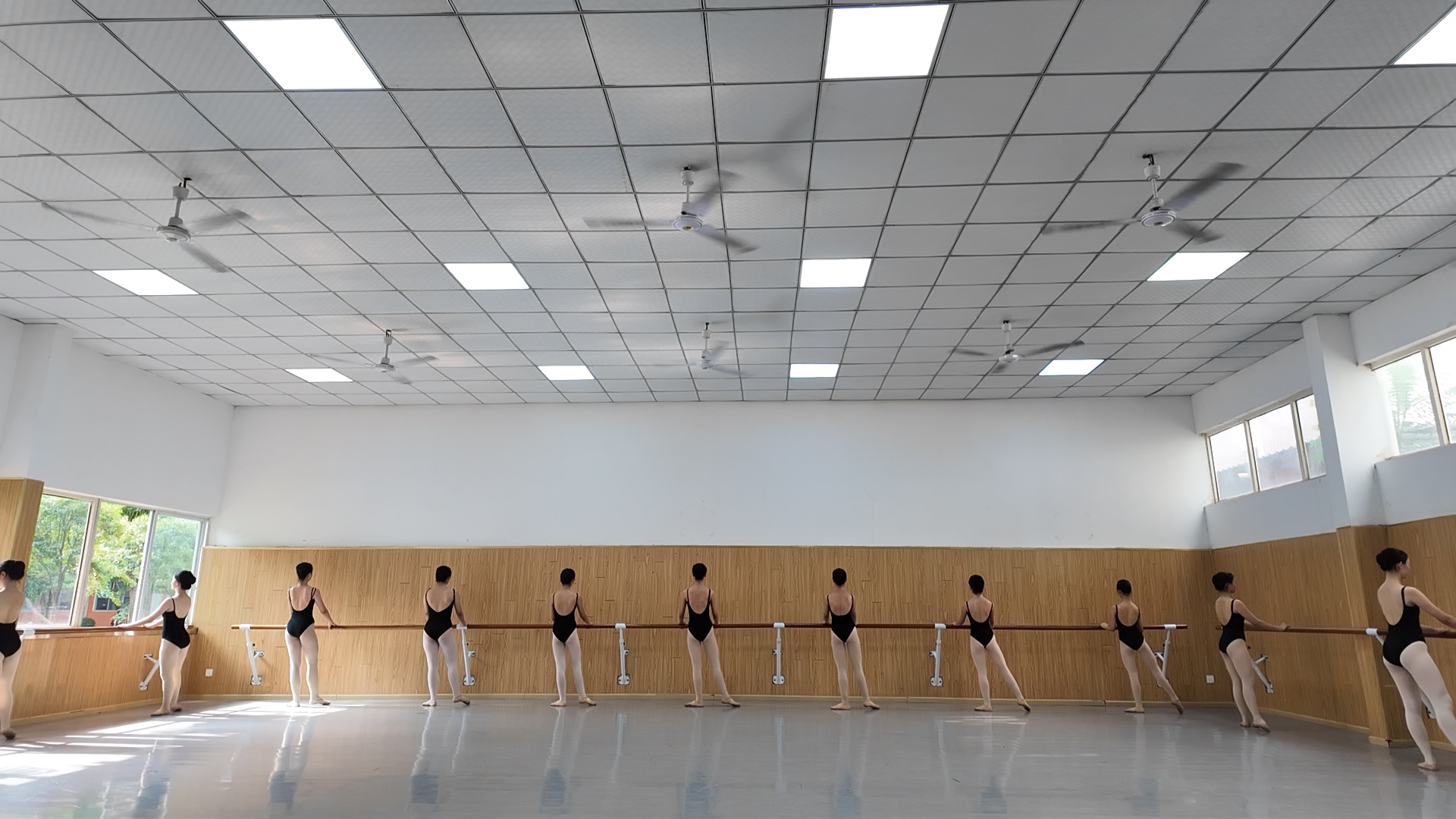 单腿蹲(期末考试)