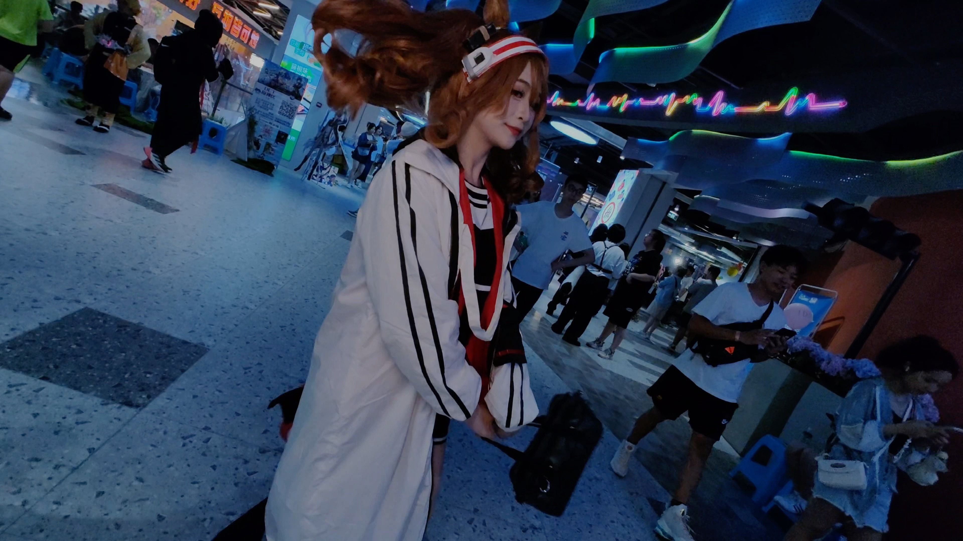 明日方舟安洁莉娜cos