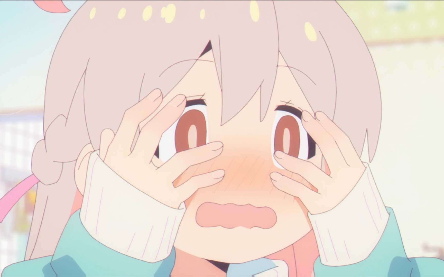 真寻酱为了展示裤袜,结果被同学看到,羞愧不已