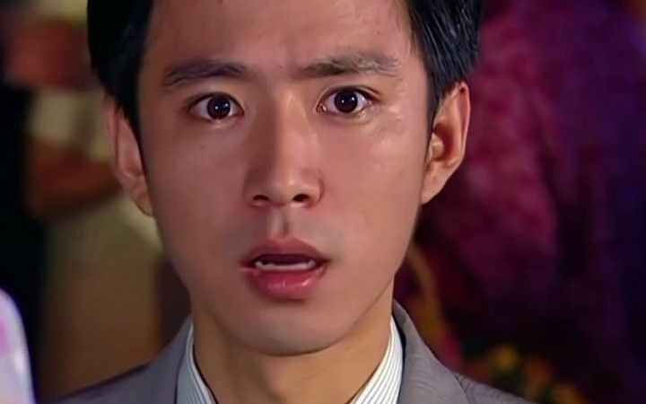 情深深雨蒙蒙第16集陆尔豪看见依萍在大上海唱歌气的说她丢了陆家的脸