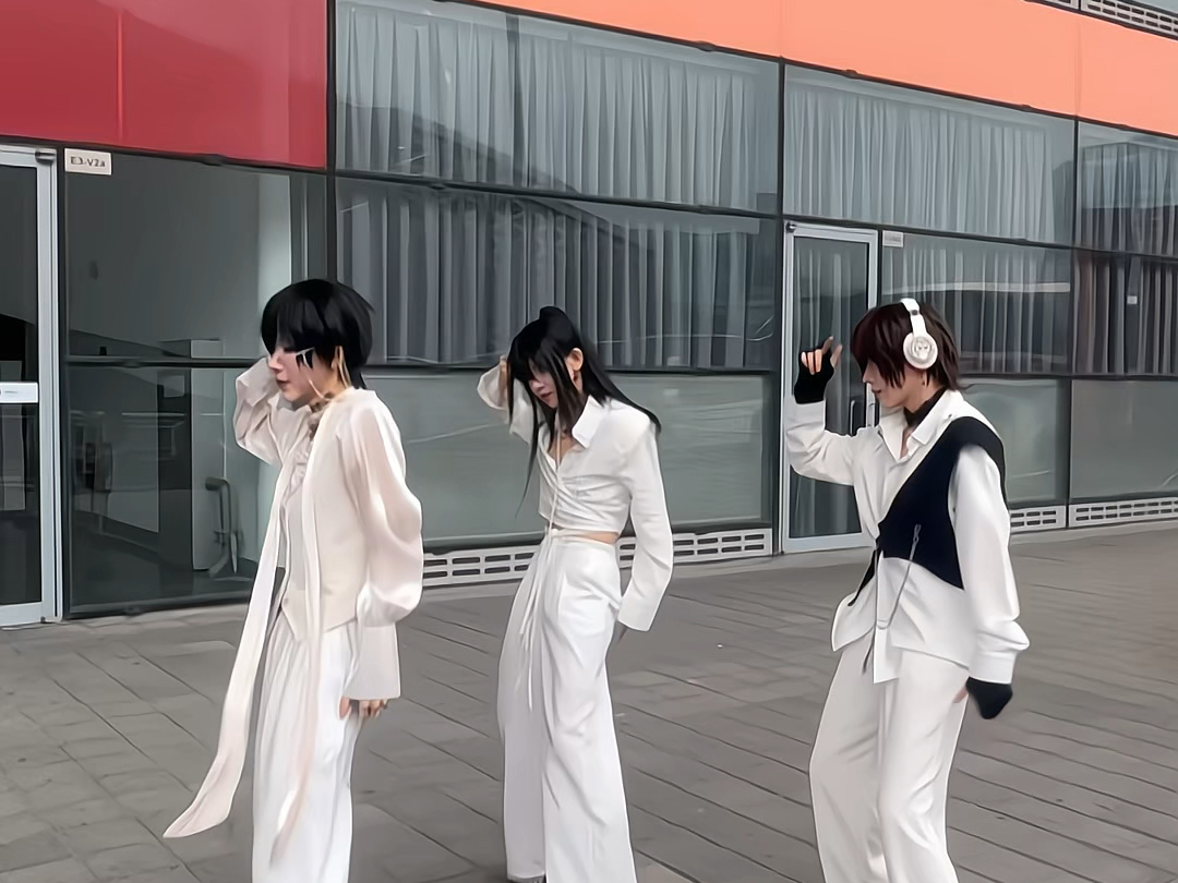 当流浪马戏团进入chinajoy副本 出镜:胤川 rara 乃崎 (快来新国际博览