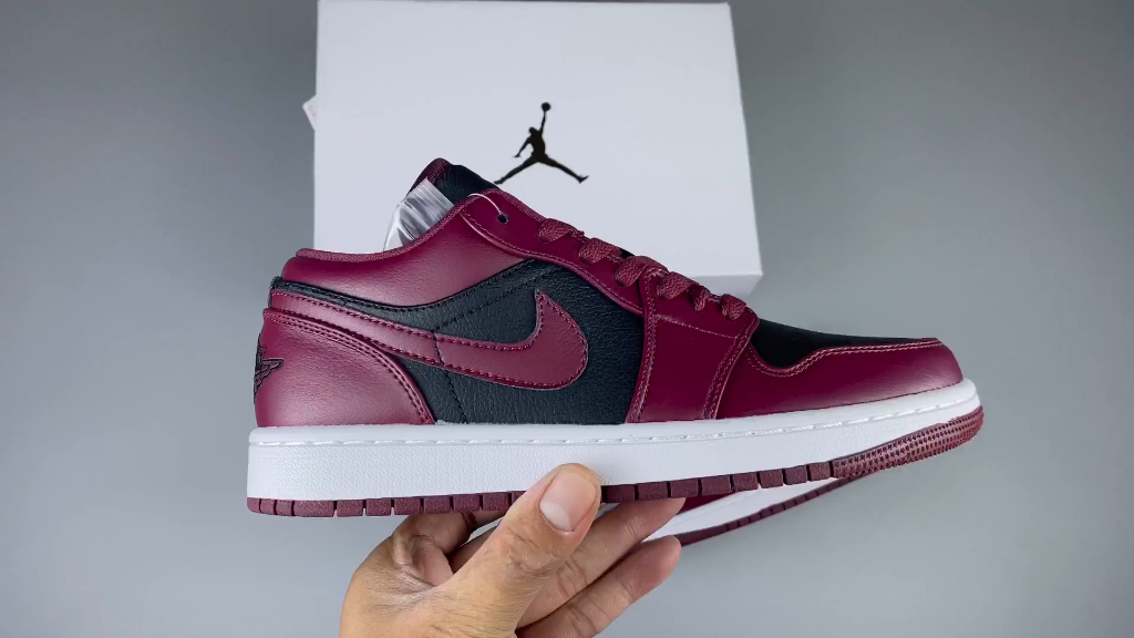 air jordan 1 low 黑红低帮aj1乔1低帮休闲板鞋 同步官方配色93