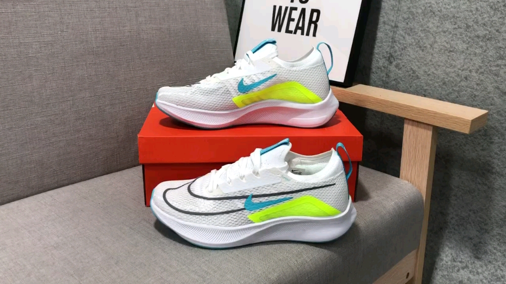 耐克nikezoomfly4男子超轻跑步鞋