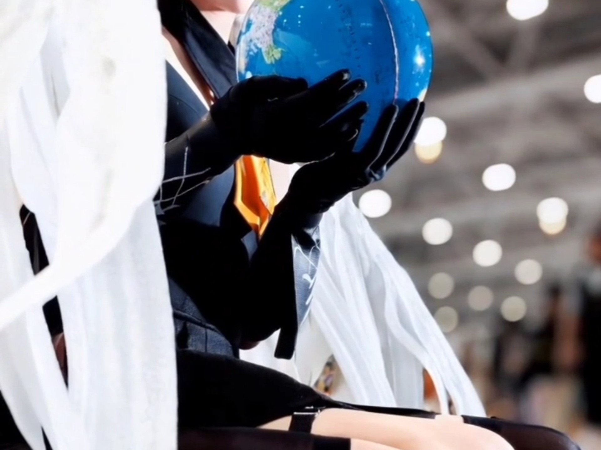 ∞不回顾永难再折返的故园的光阴