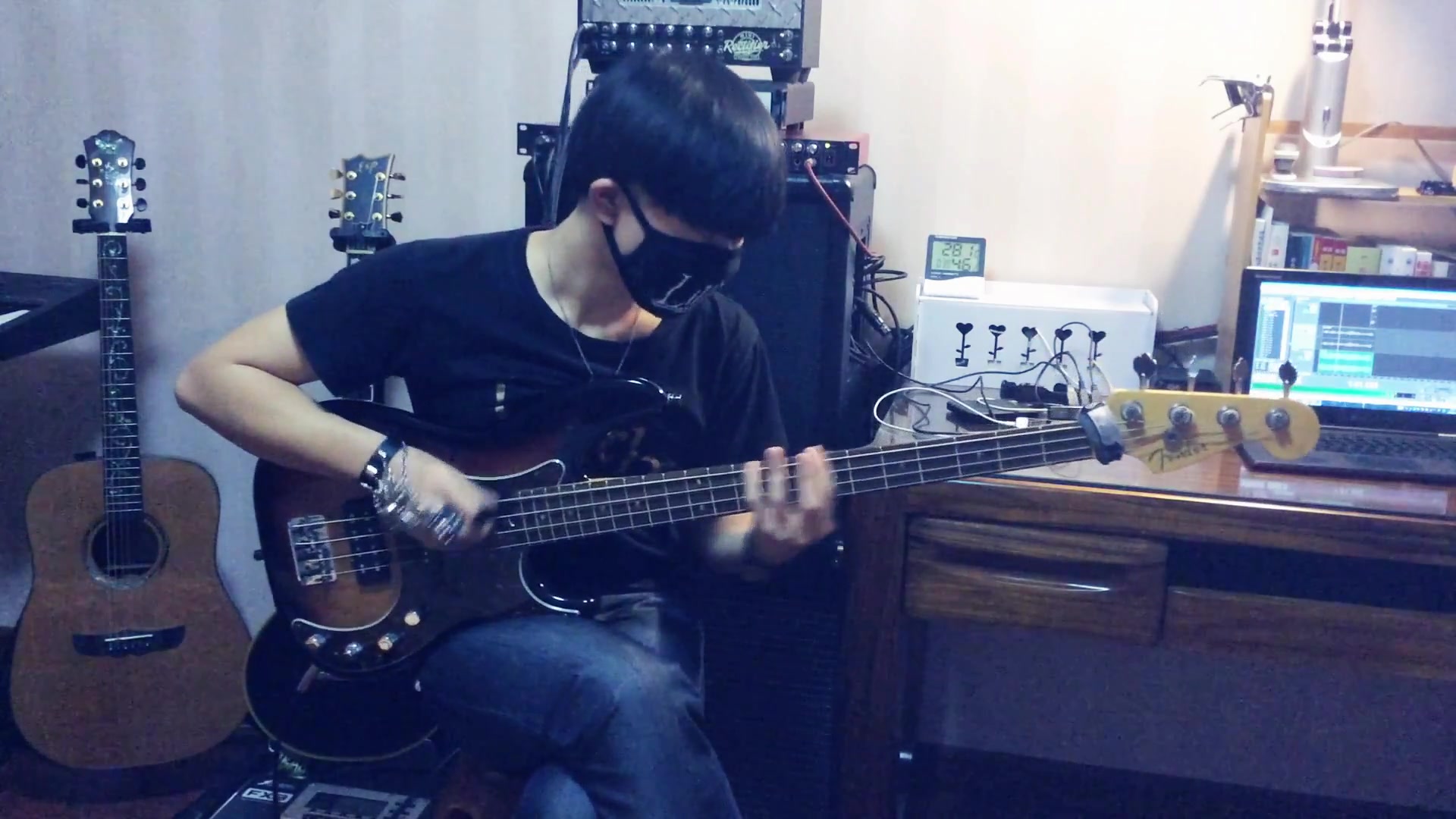 [图]【Bass Cover】 Lilith乐队 盘龙舞凤