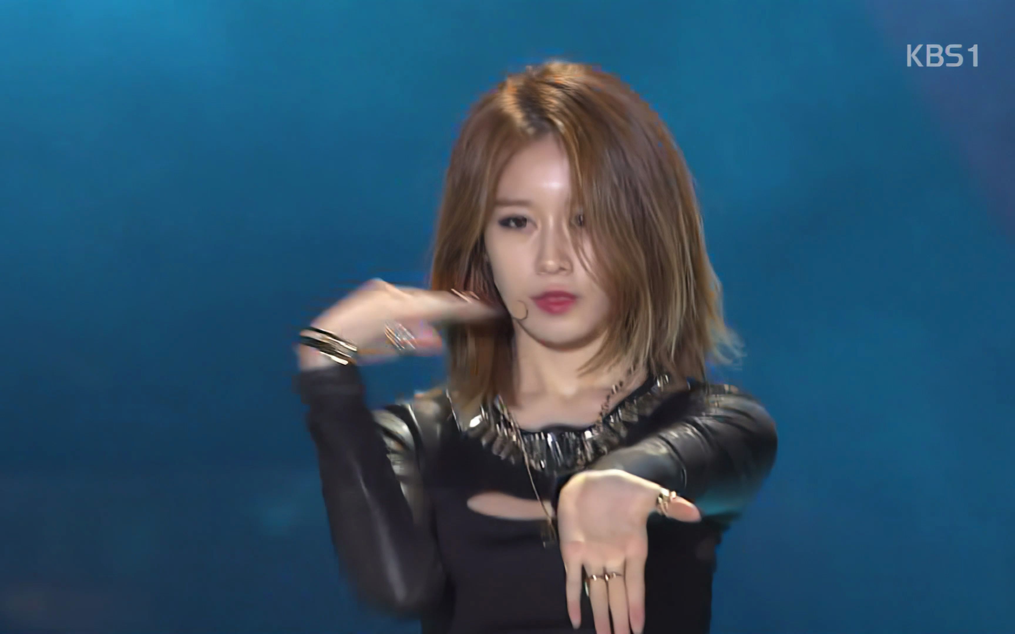 [图]【4K】T-Ara - Number 9 (131201 Kbs Open Concert)