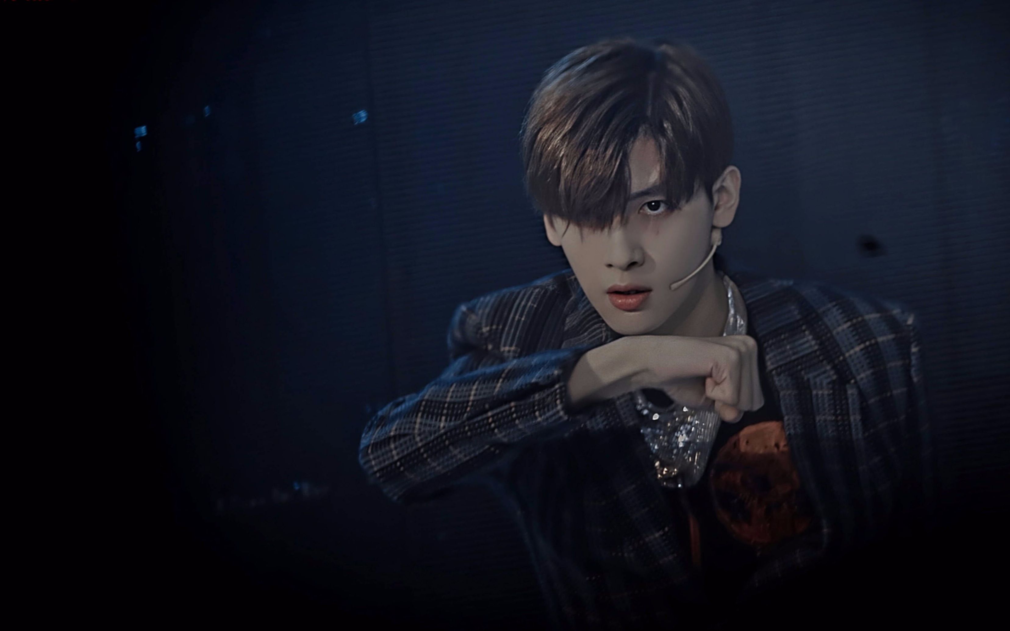 r1se翟潇闻暗黑撩人混剪小翟绝美瞬间