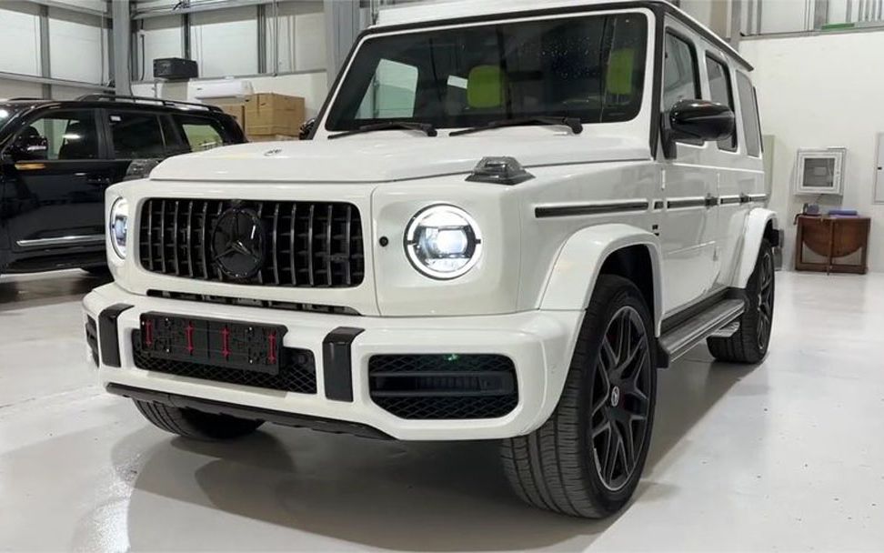 2023款奔驰g63 mbs版静态体验,太帅气了!