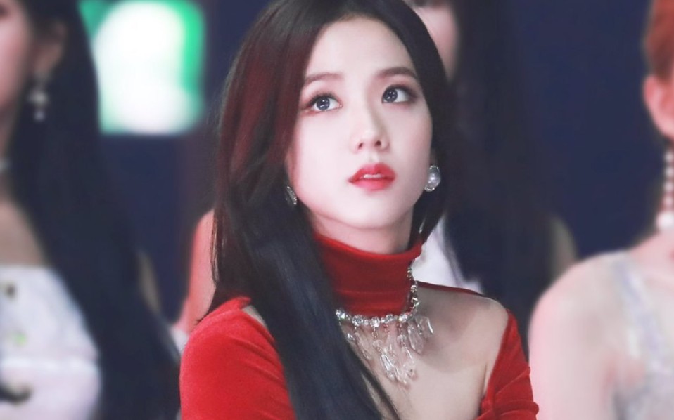 jisoo solo专辑[me]开箱