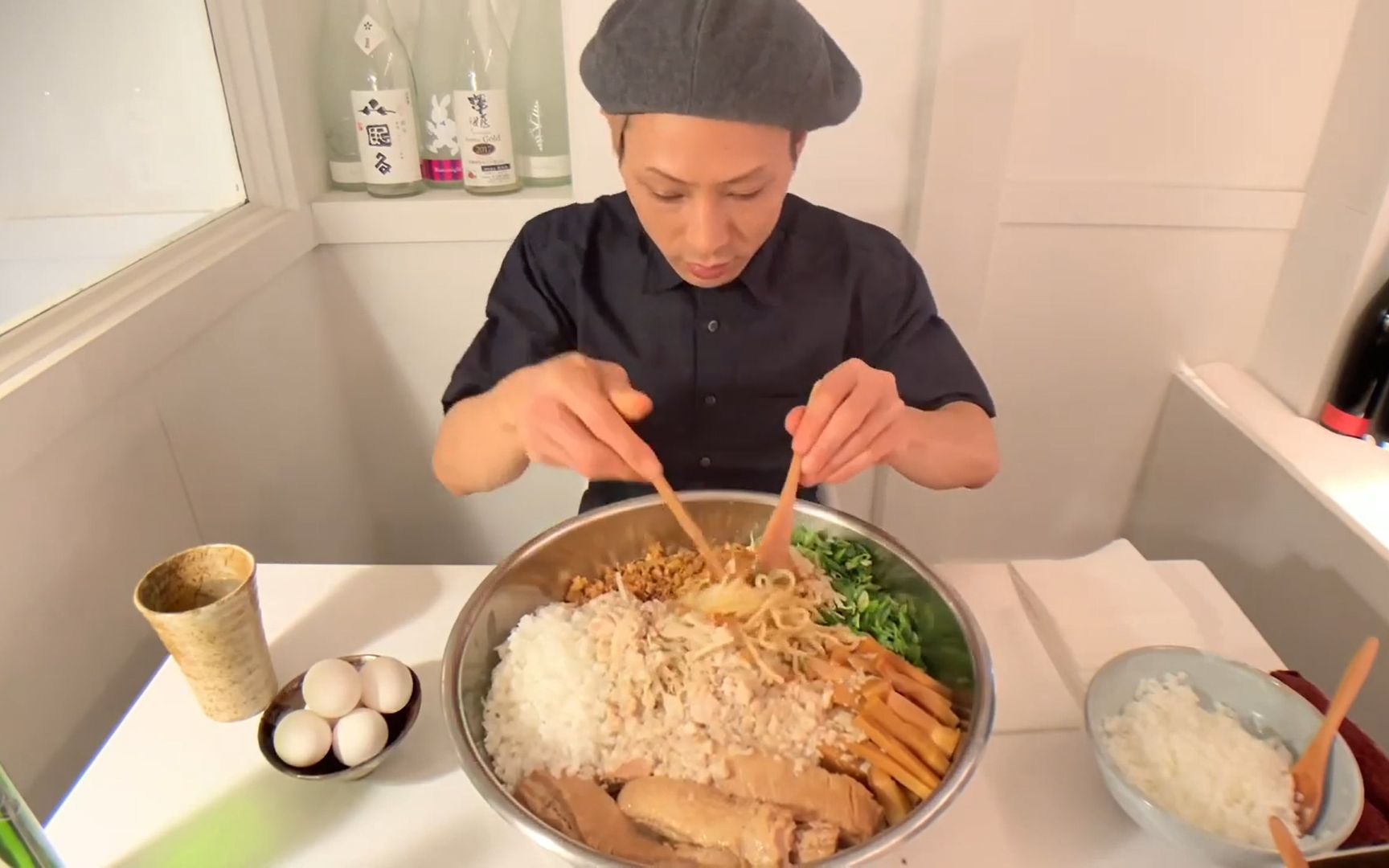 日本大胃王吃播 山本卓弥 烹饪和暴饮暴食 鬼脂油香