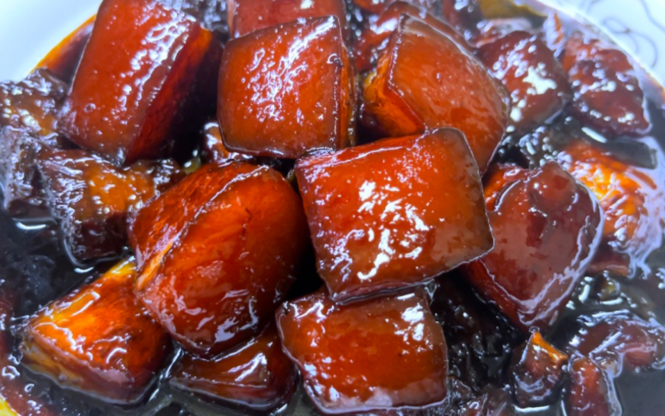 老醋焖肉,醋香浓郁,入口即化,肥而不腻