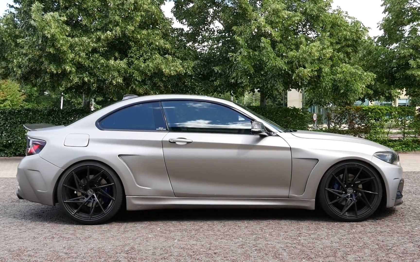 疯批朋友的宽体bmw m235i
