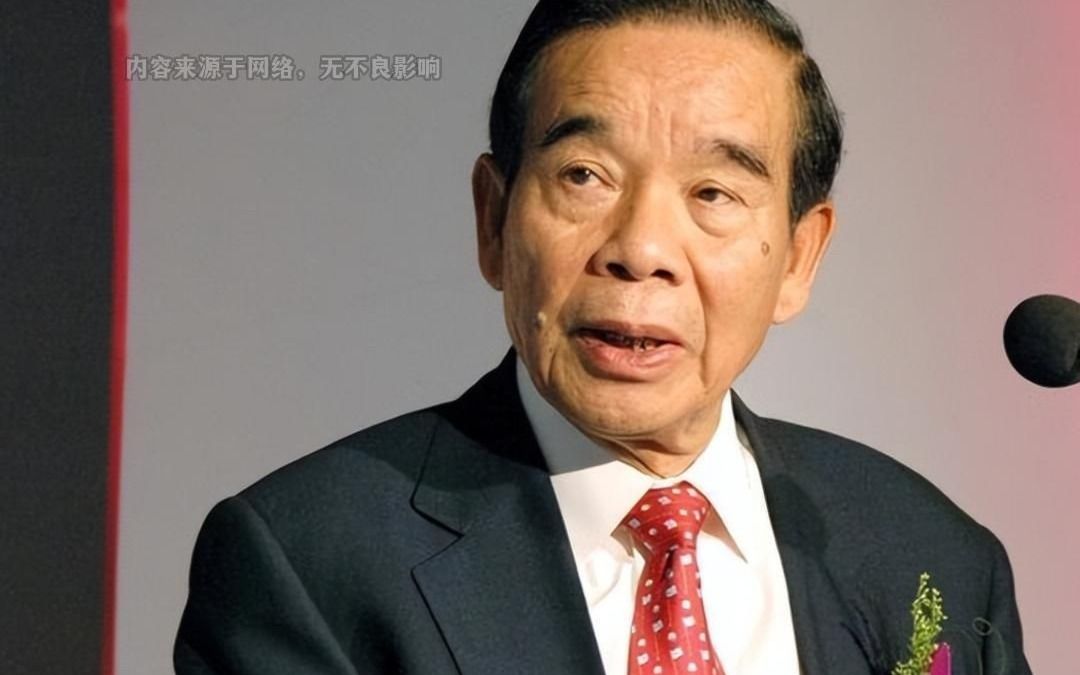 从上门女婿到珠宝大亨,郑裕彤盖楼收租,结果孙子成未来首富?