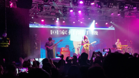 [图]花墙 2023.01.14 广州 LiveHouse #粉红色闪电#