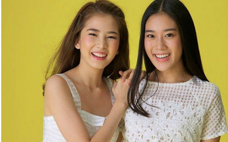 fonbelle两只分别拜佛的一个节目