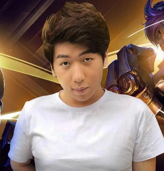 ai图片动画  #萌宠#炫狗#炫神#许昊龙