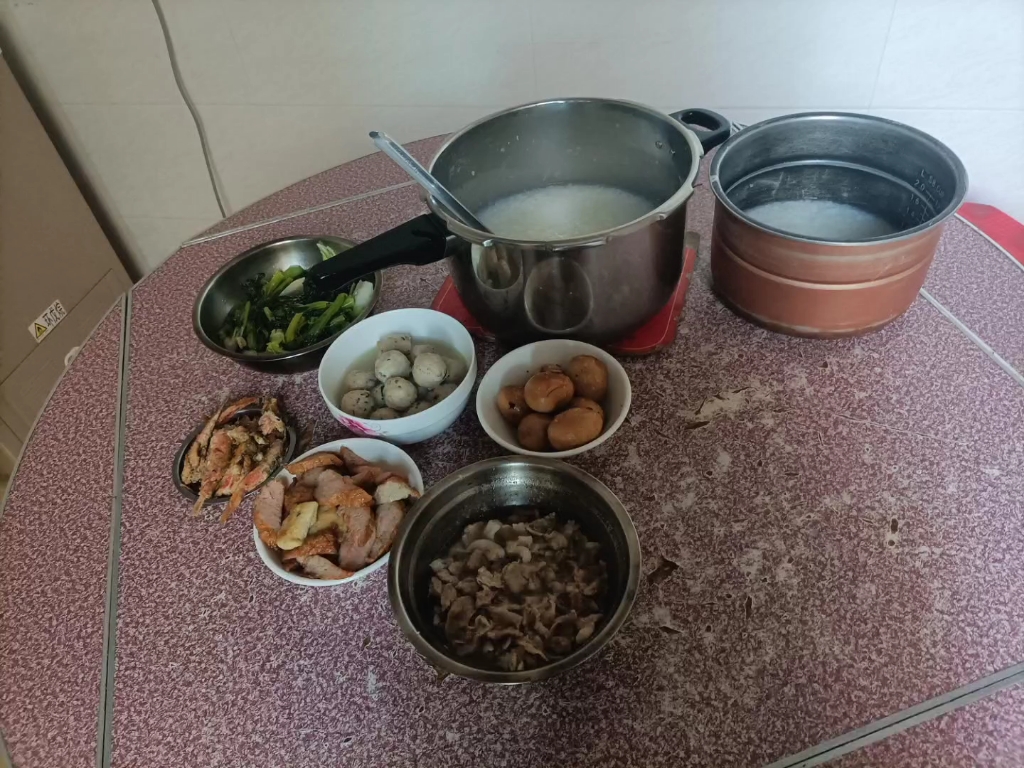 今天吃的中午饭_哔哩哔哩_bilibili