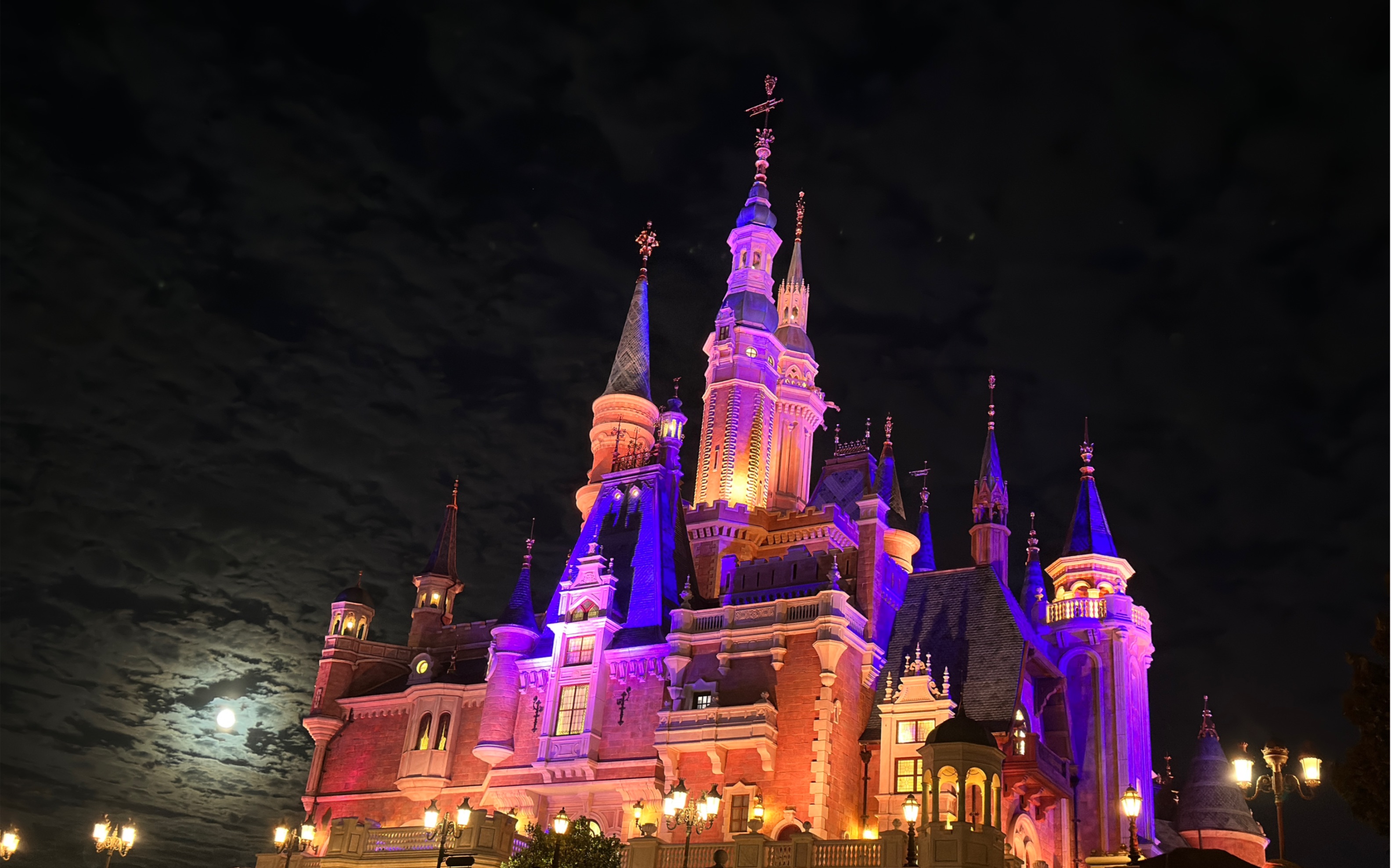 迪士尼秋游 完整记录vlog 后半段有万圣节反派幻影秀&奇幻之光幻影秀