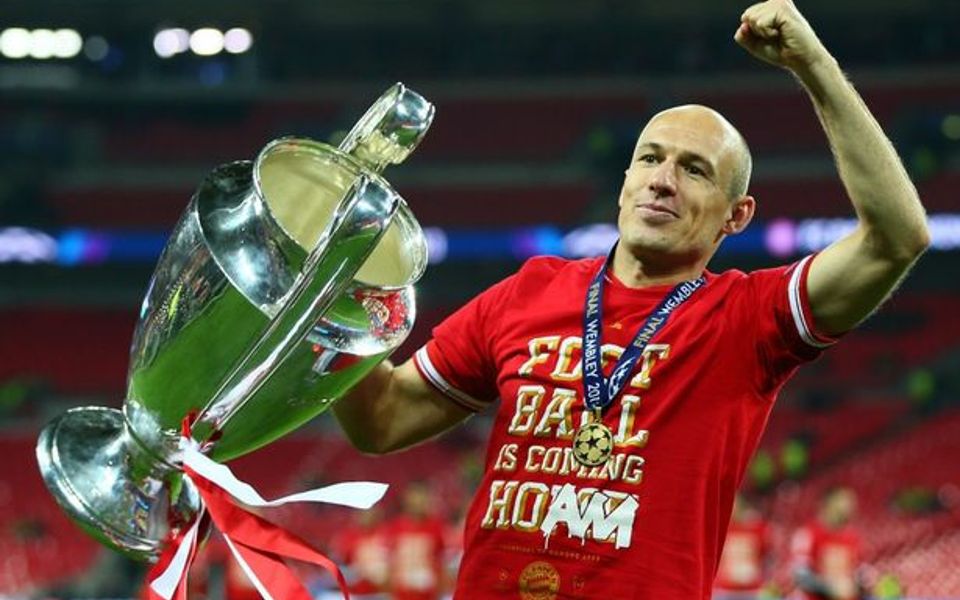 不斩无名之辈 — 罗本欧冠内切世界波 top 5