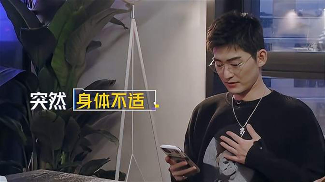 工作狂张翰一天拍戏23小时引心脏不适董明珠就看着风光