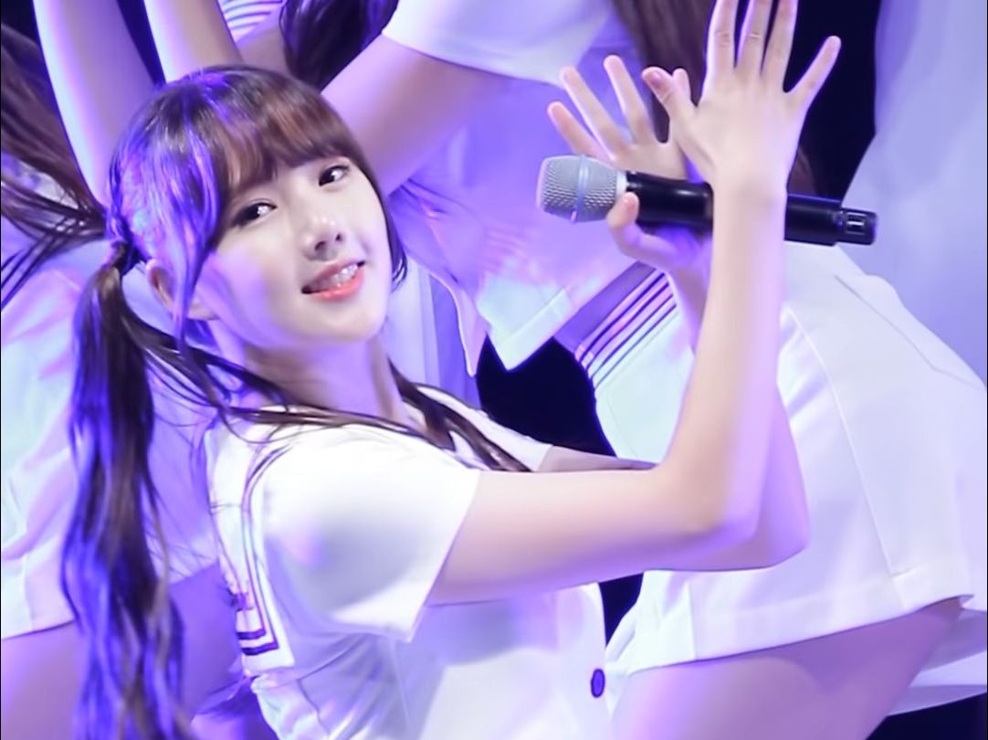 151106 郑艺琳 one