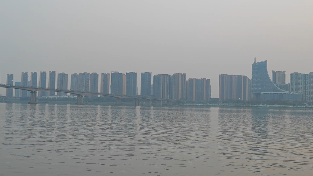 【延时摄影】中山西江上的外海大桥,对面江门.