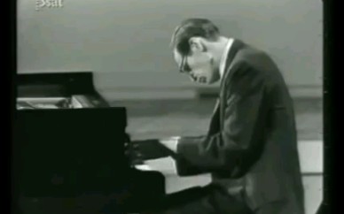 [图]Bill Evans - Beautiful Love