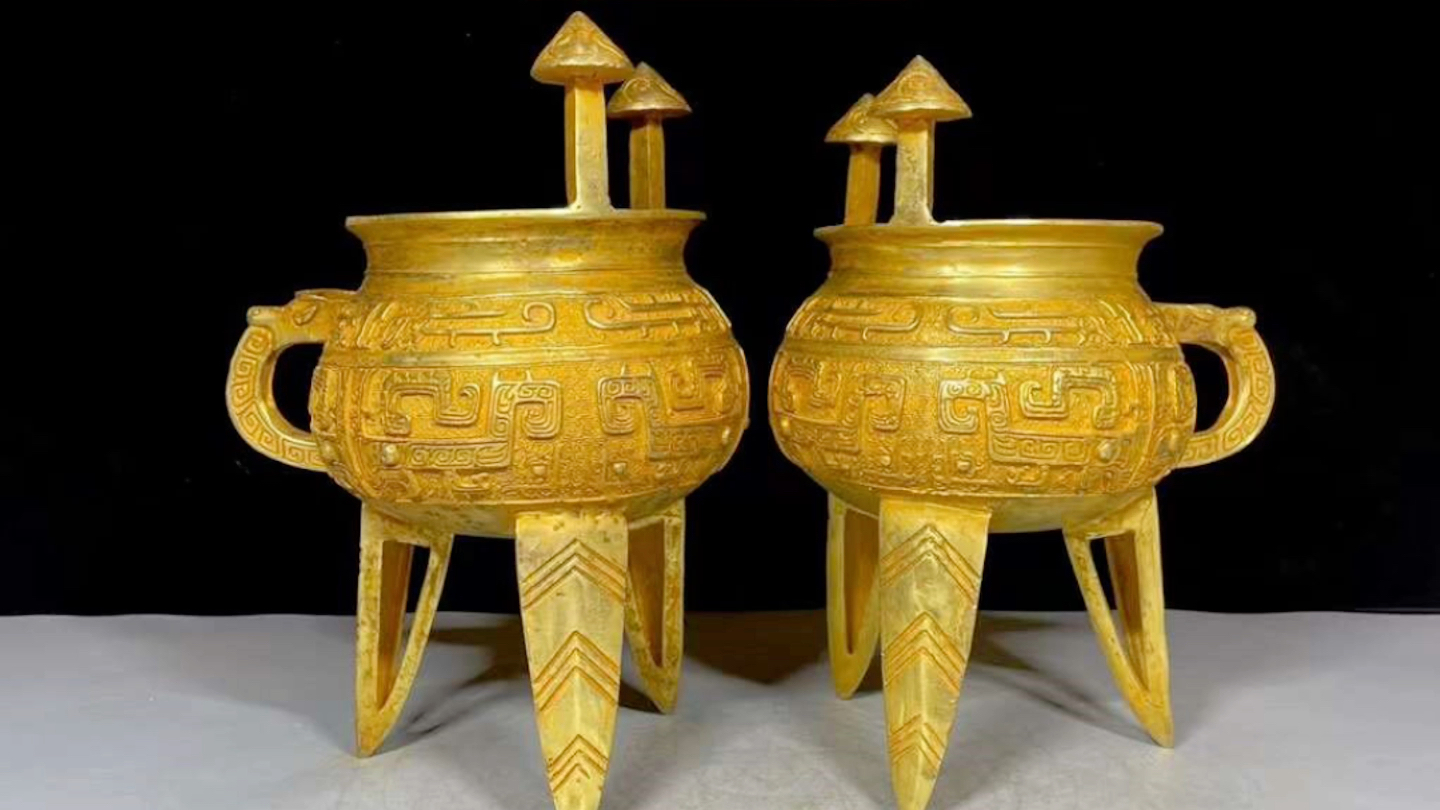 鎏真金青铜酒盏