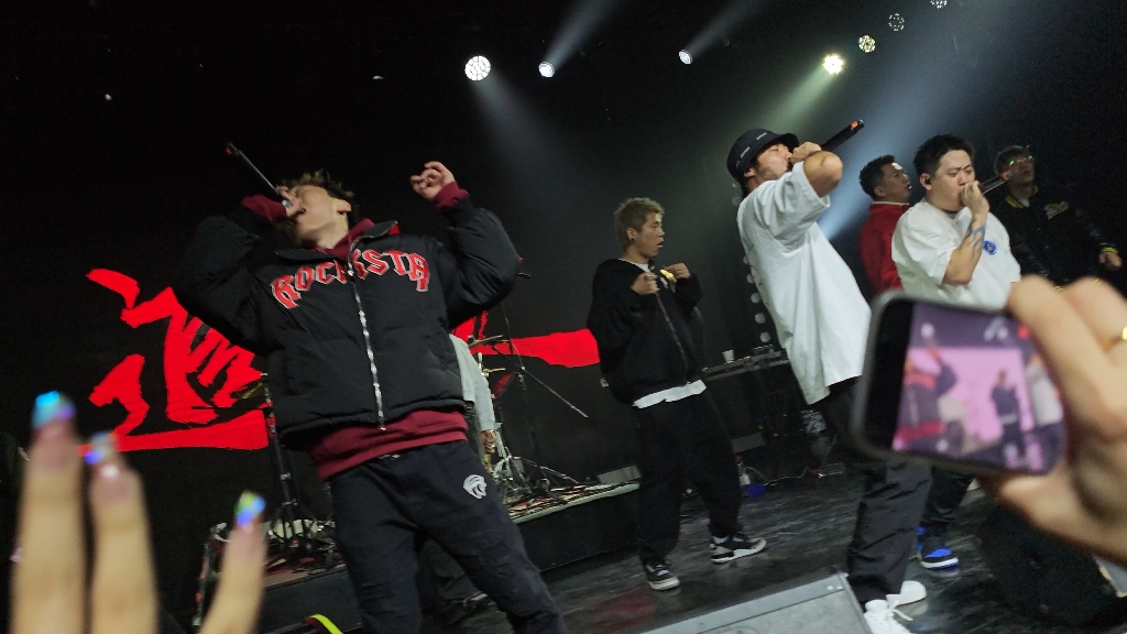 1.1 派克特 dirty twinz 追梦人