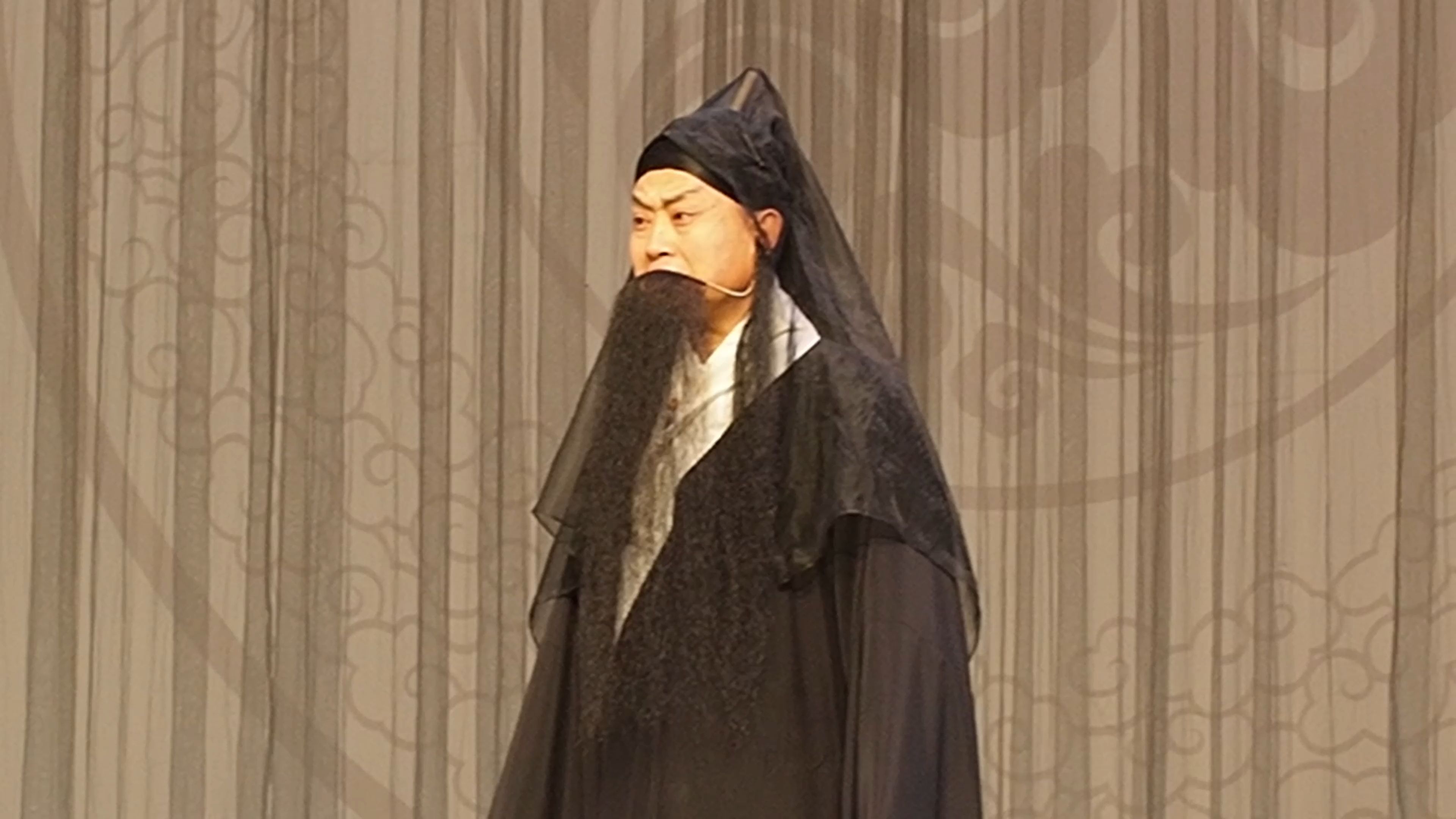 王小蝉《乌盆记》反二黄 未曾开言泪满腮