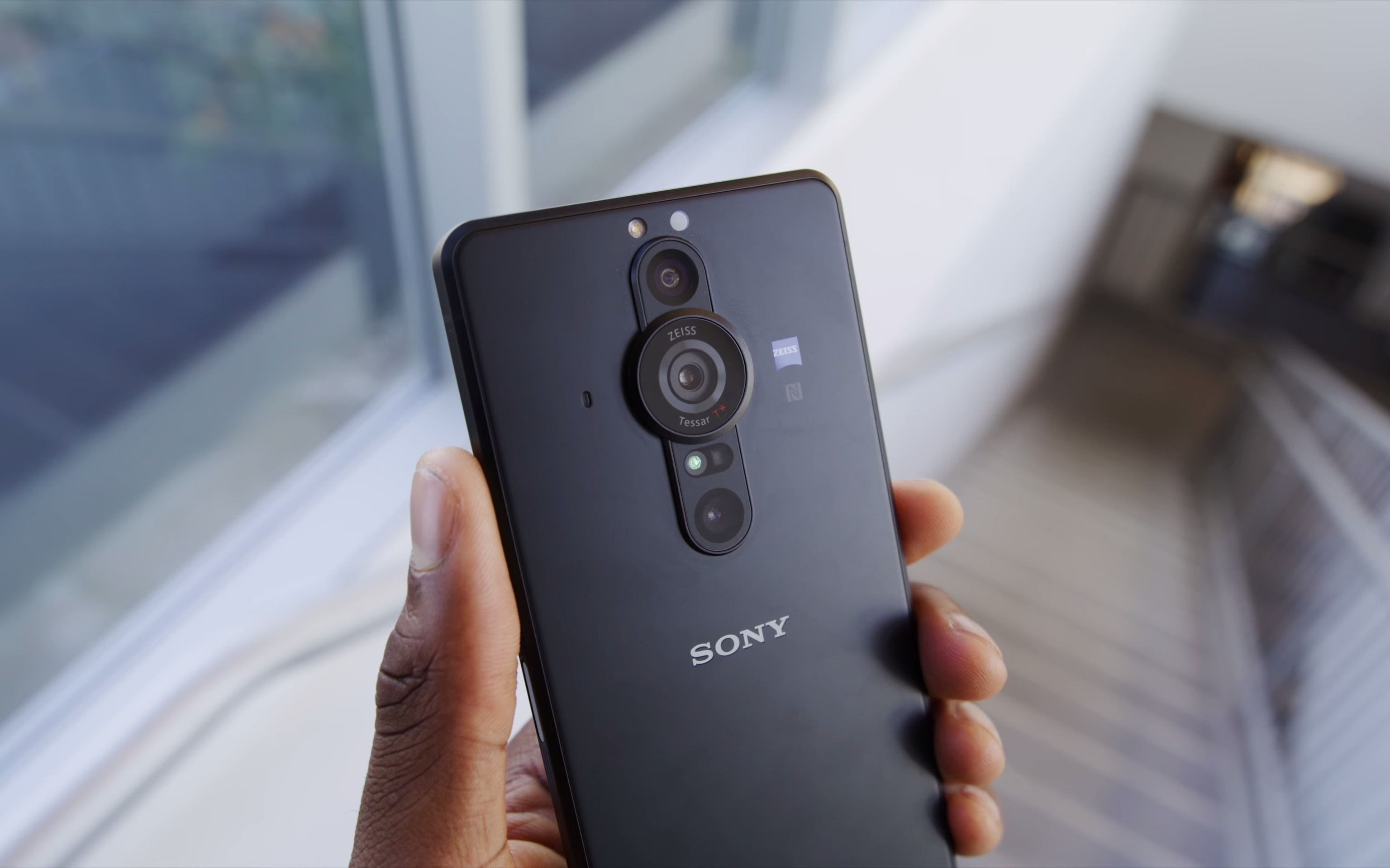 【4k60帧】【手机测评】目前手机中最好的镜头- 索尼xperia pro-i