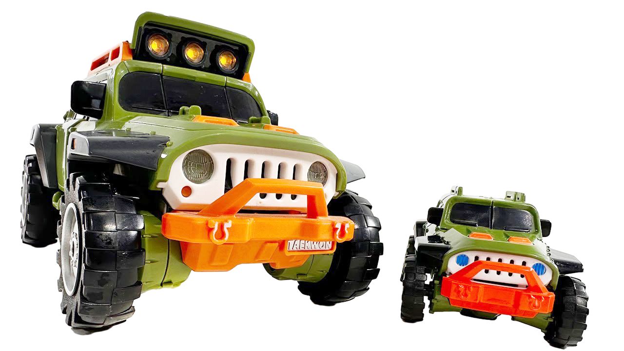 托宝战士变形越野车战车机器人玩具!