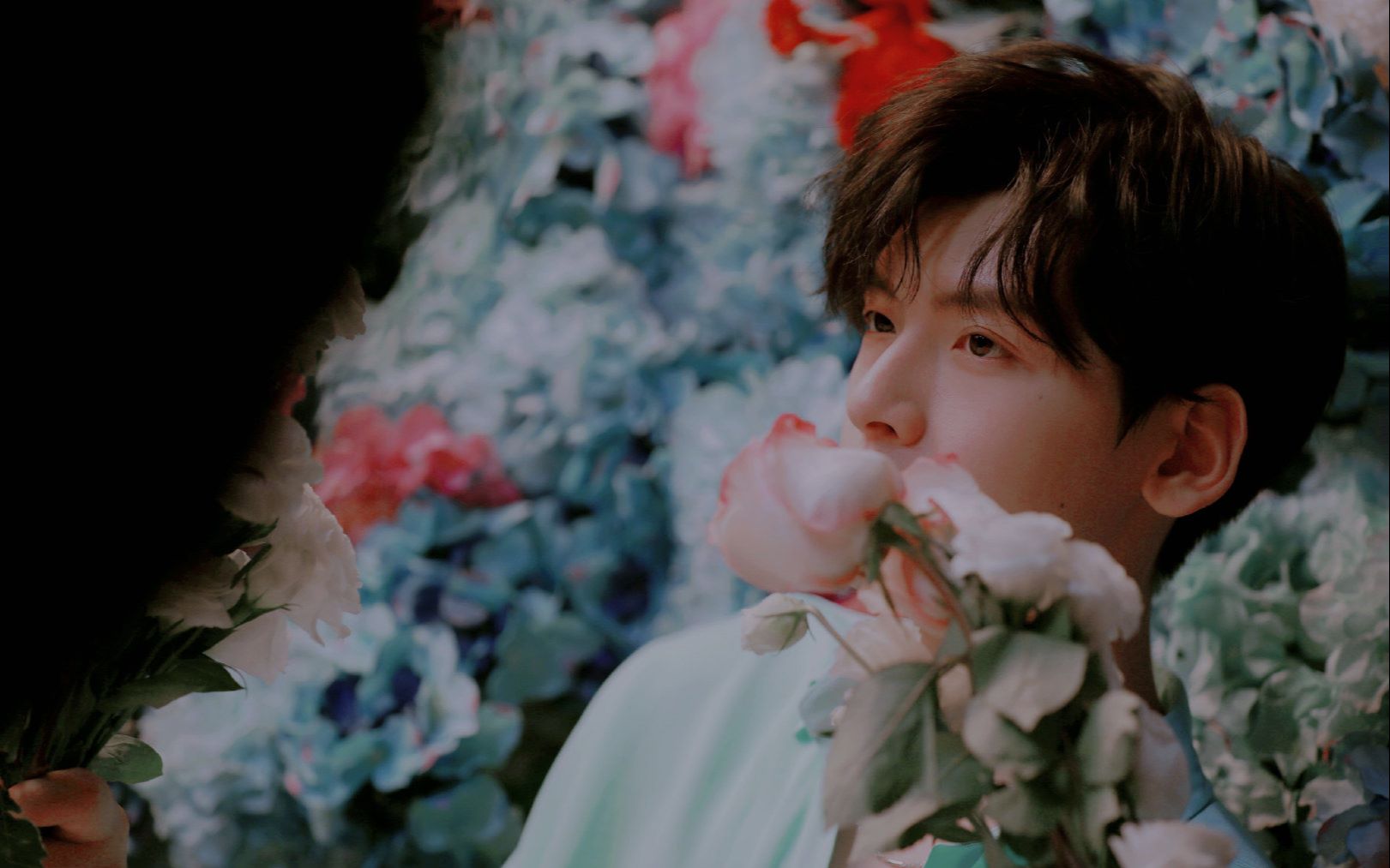 翟潇闻r1se可盐可甜翟潇闻混剪fall