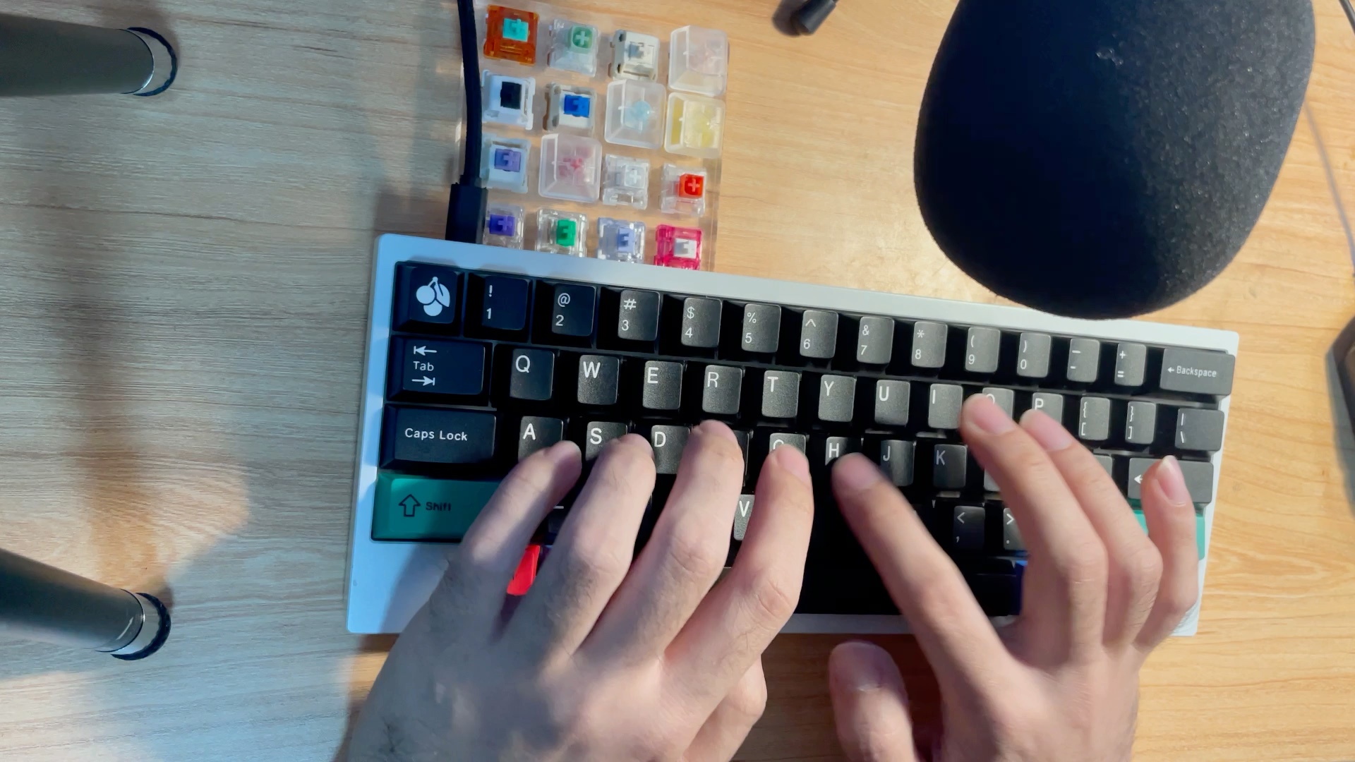 polaris北极星键盘 半钢pom 酒红轴打字音_哔哩哔哩_bilibili