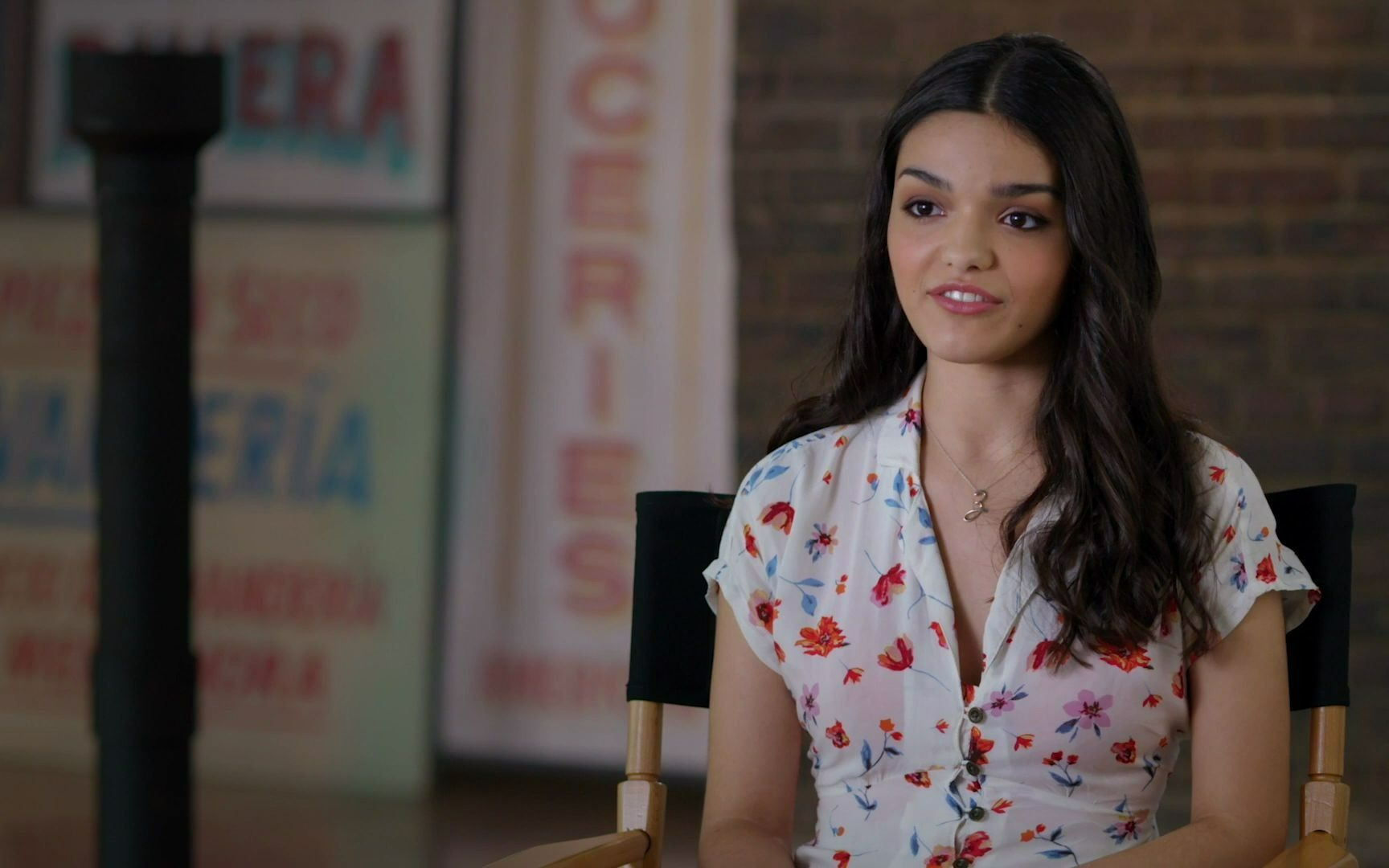 《西区故事》女主rachel zegler采访_哔哩哔哩_bilibili