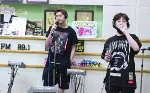 Descargar video: 李洪基KTR live-170527删除（李胜基原唱）-dindin、承炫、洪基