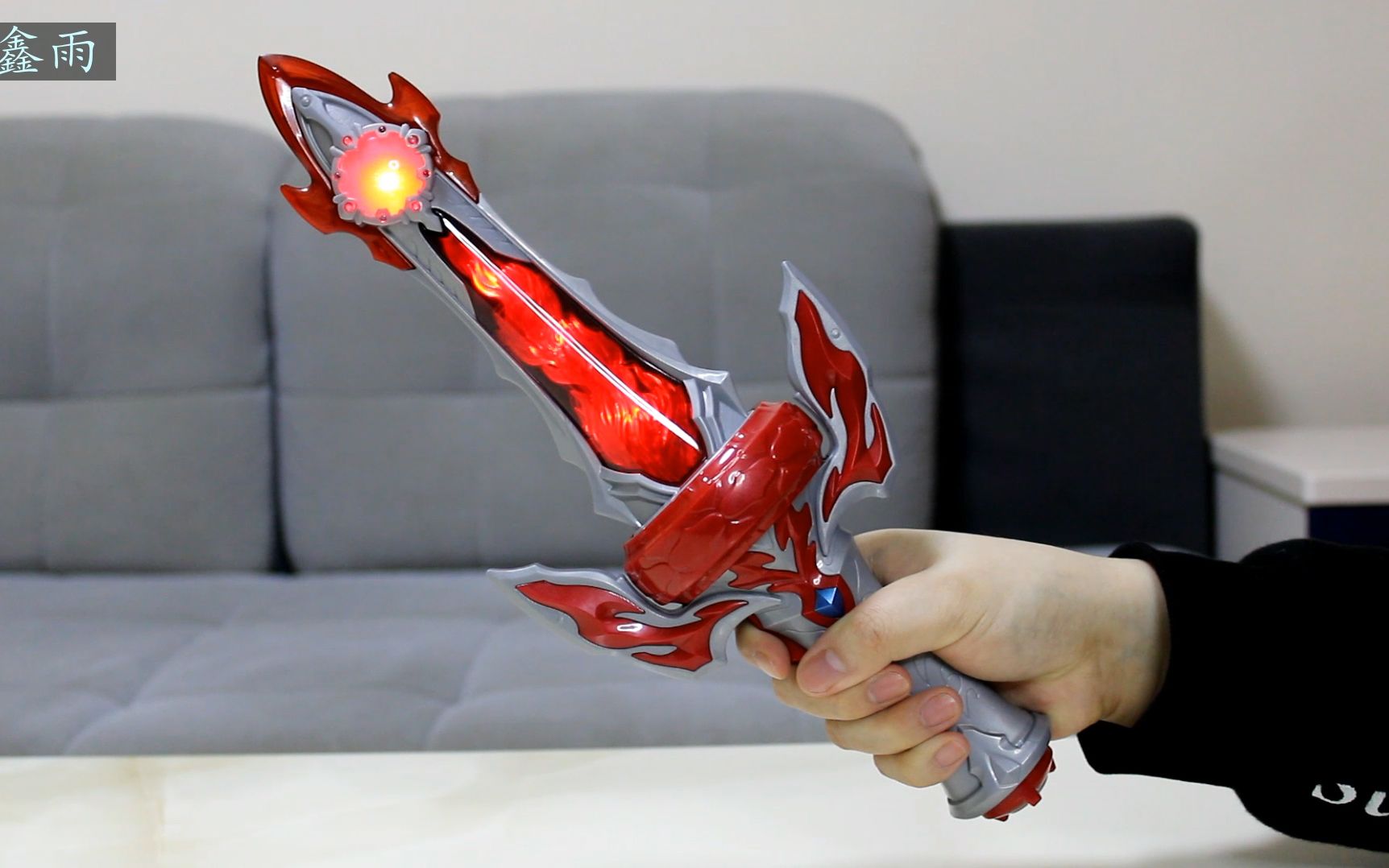 泰迦奥特曼的终极武器 日版dx三重剑真人演示鑫雨动漫模玩