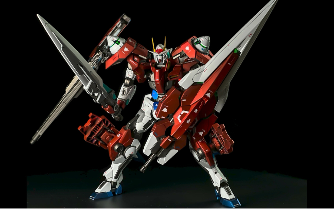 机动战士高达00七剑改造监察者红色涂装!