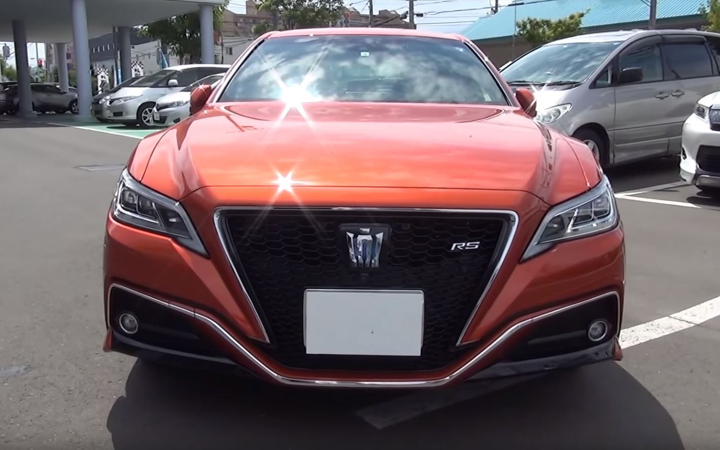 2019丰田皇冠混动内外实拍看完心动了吗