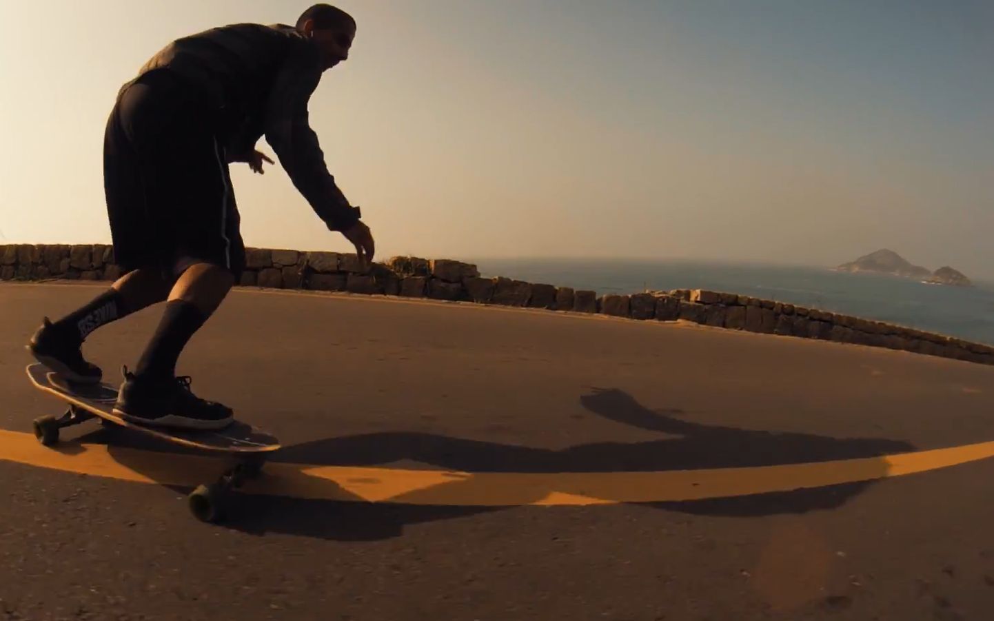 carver陆地冲浪滑板cx4realfreedomcarverskateboard