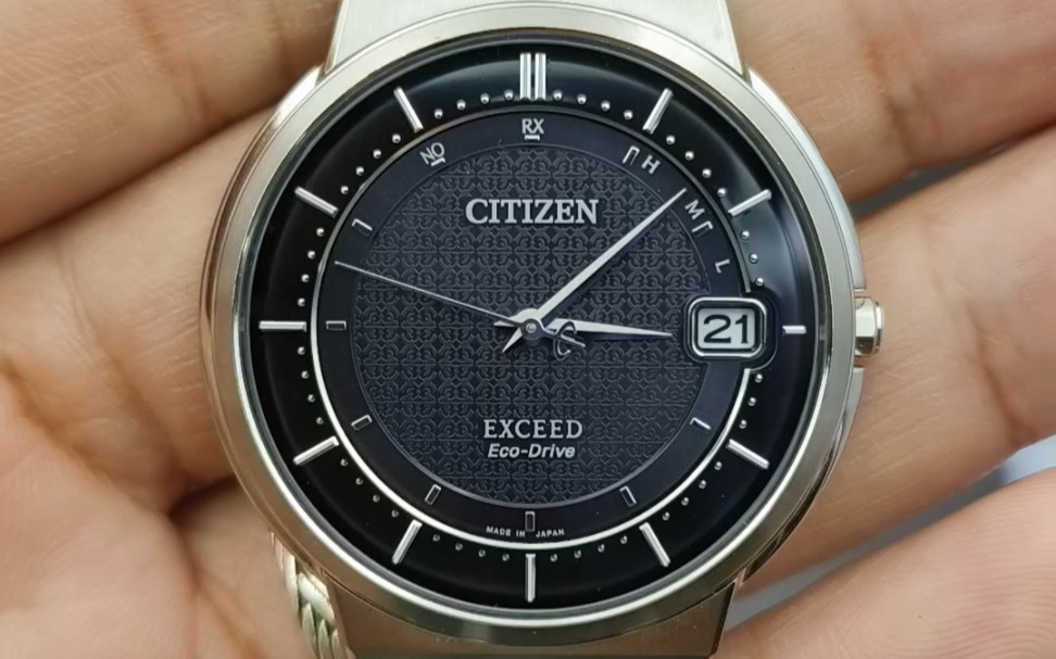 西铁城高端超薄exceed光动能电波男表