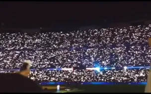 下载视频: 人生建议！一定要带着心爱的人来诺坎普球场看一场⚽️！