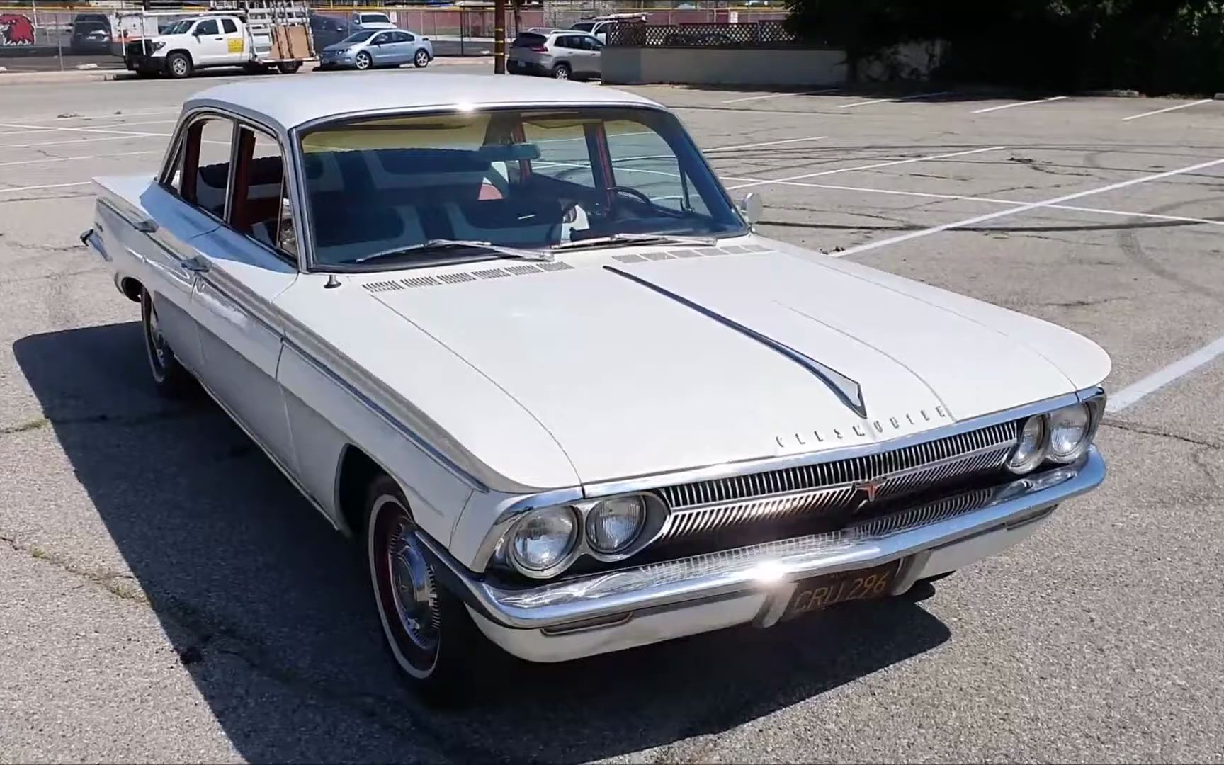 60年代初期美式紧凑型轿车- 1962 oldsmobile f-85