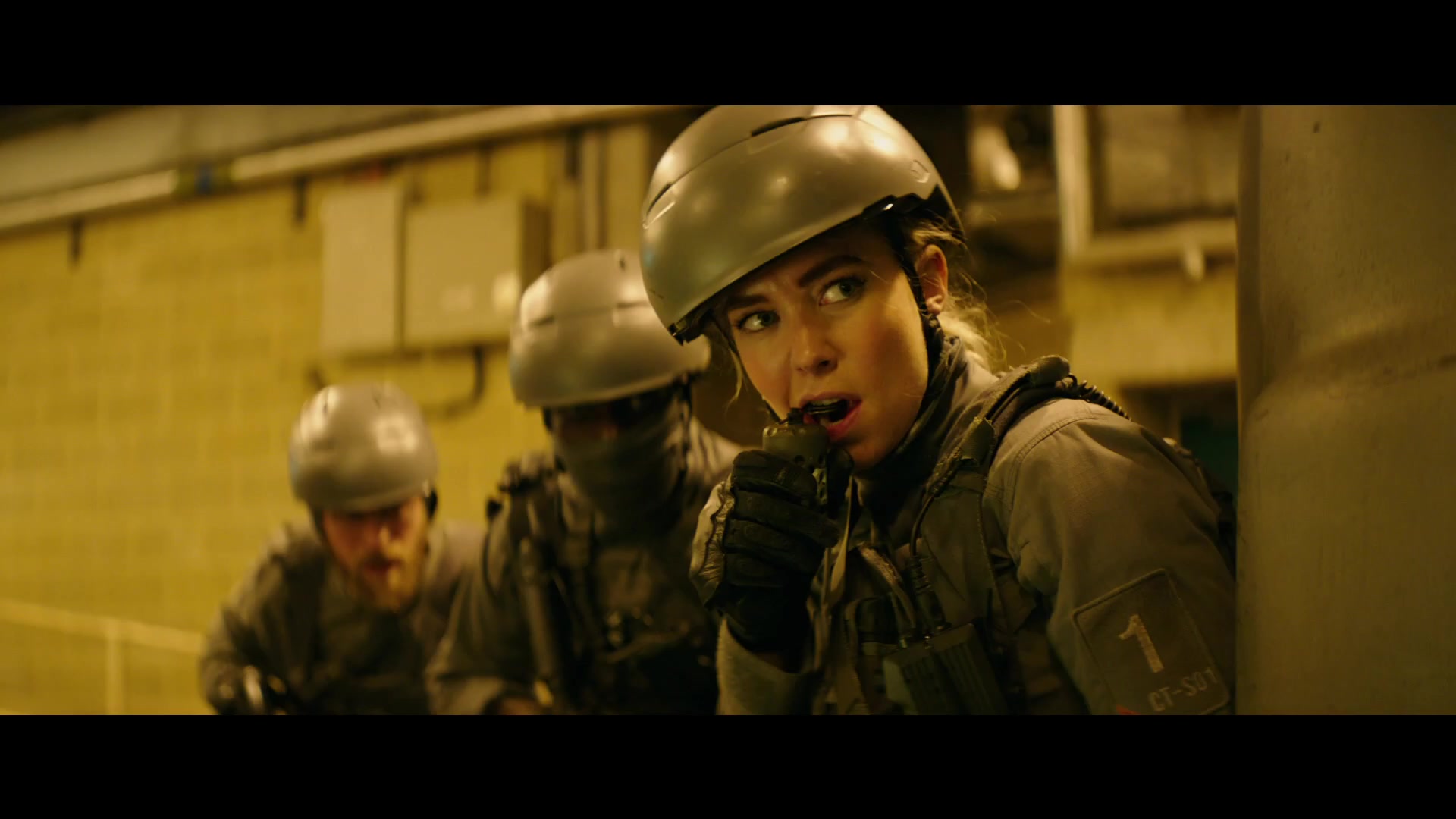 【1080p中字】速度与激情外传《霍布斯与肖》最新官方预告片_哔哩哔哩