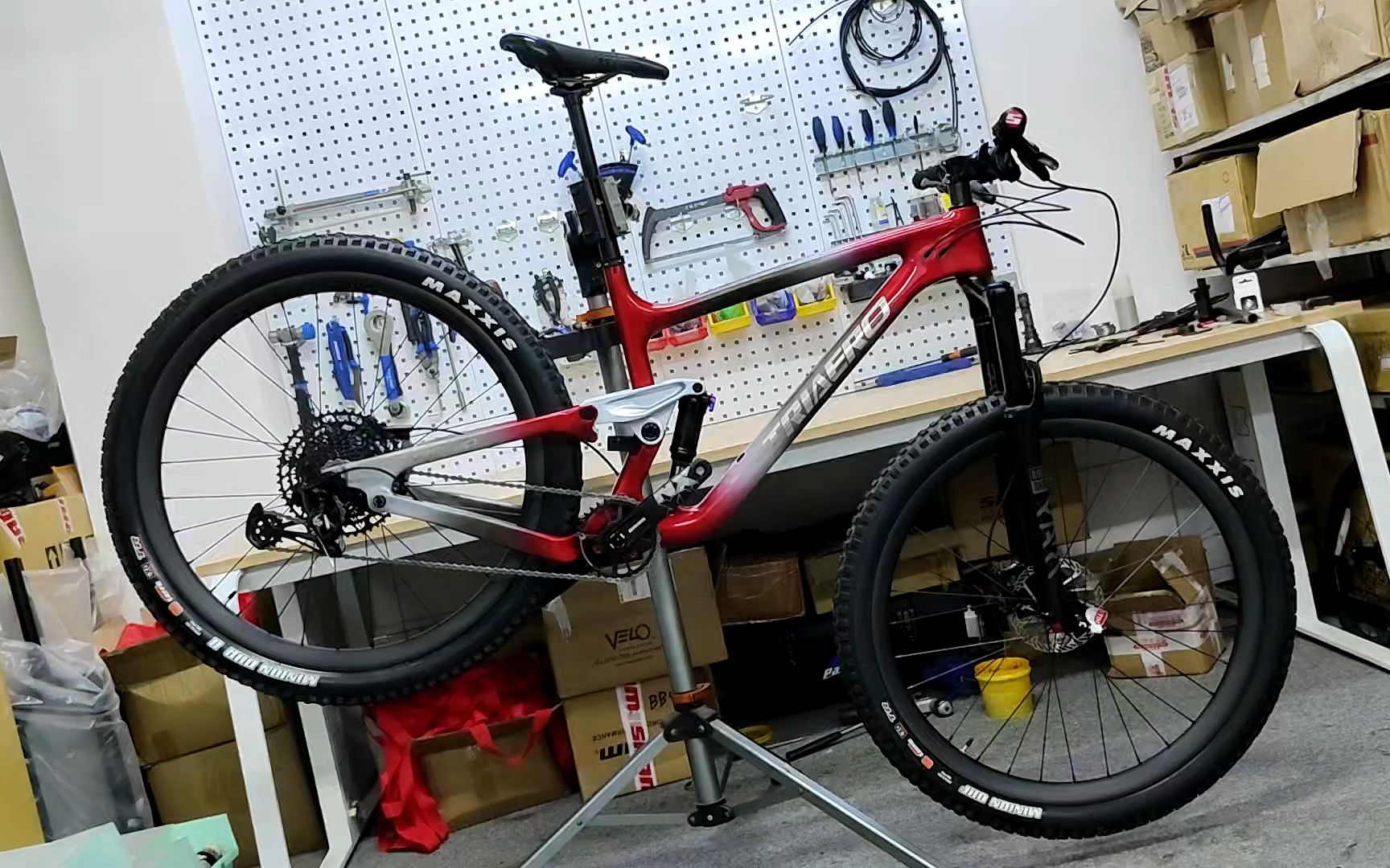 triaero p1碳纤维山地自行车避震车trail 29er