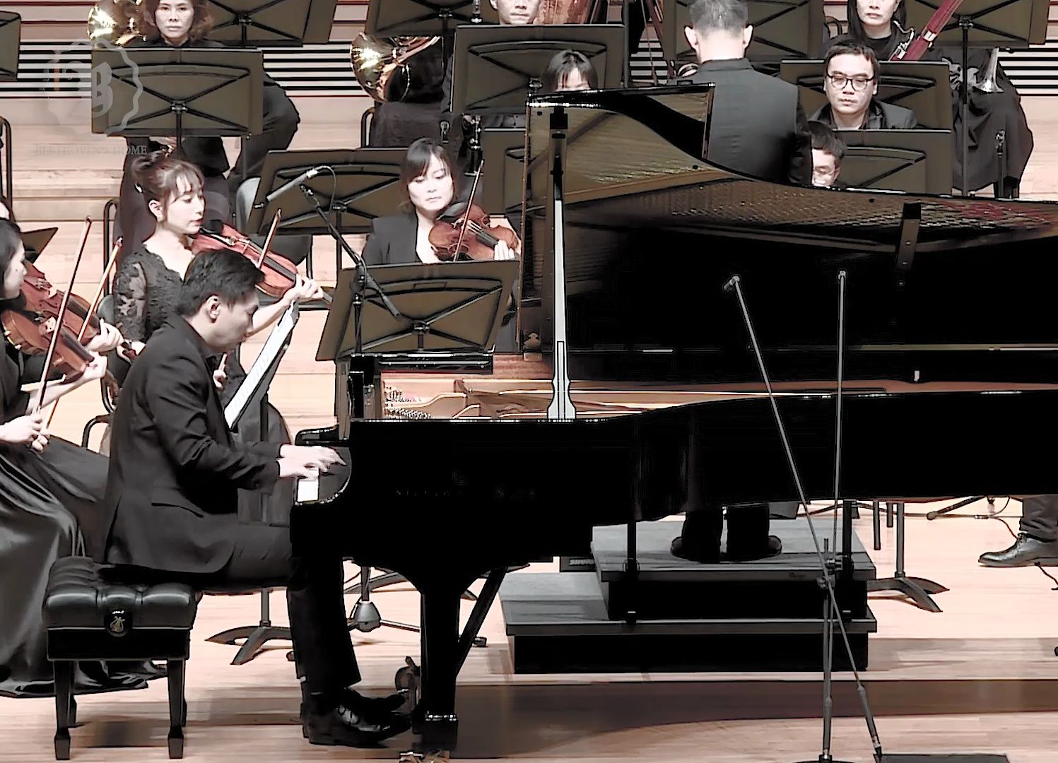 贝多芬《c大调第一钢琴协奏曲》谢通 吴纯 广西交响乐团-beethoven op